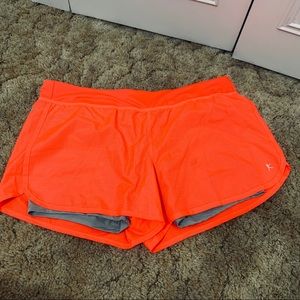 Running shorts